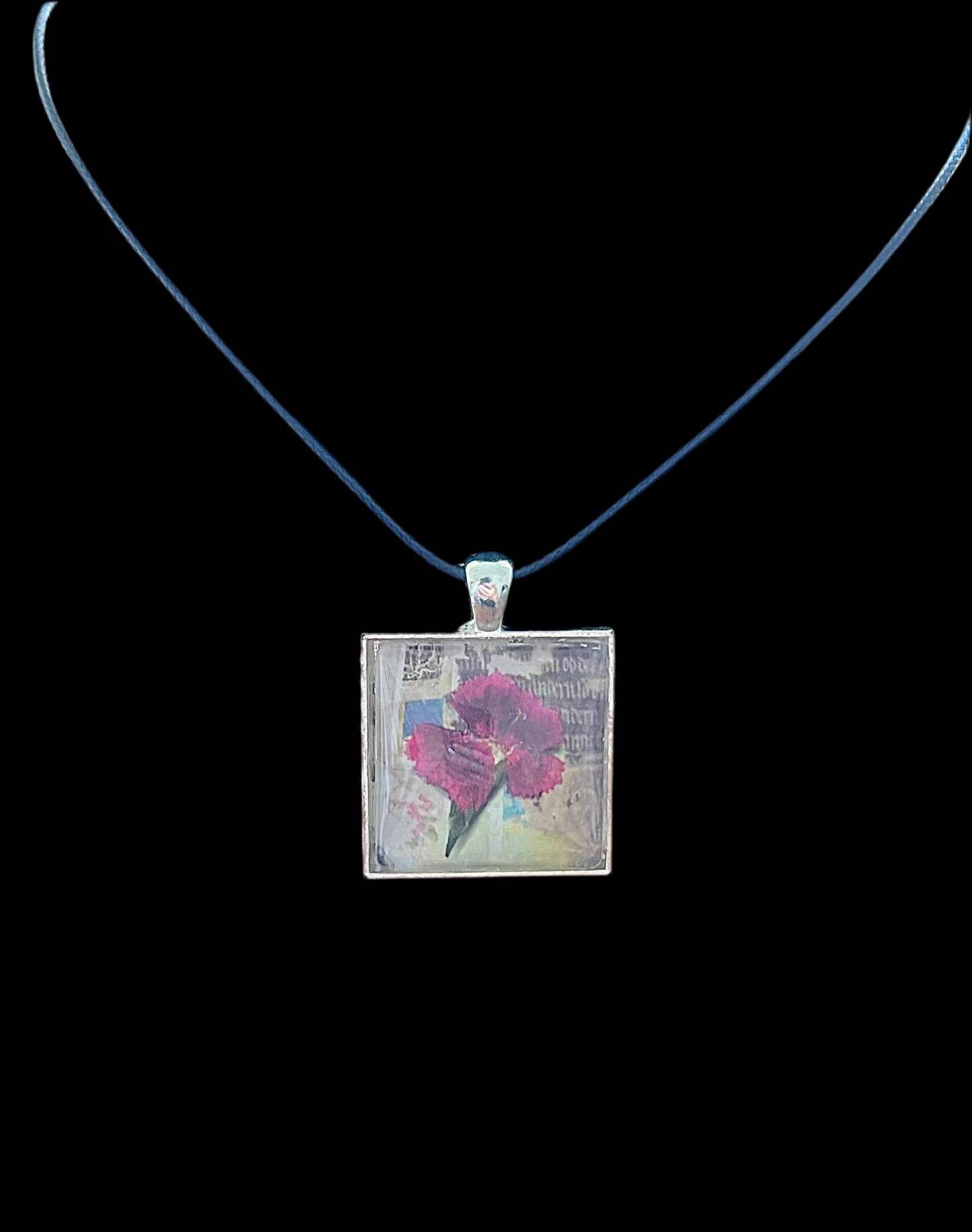 Handmade flower pendant necklace